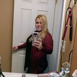 Meet your Posher, Sierra